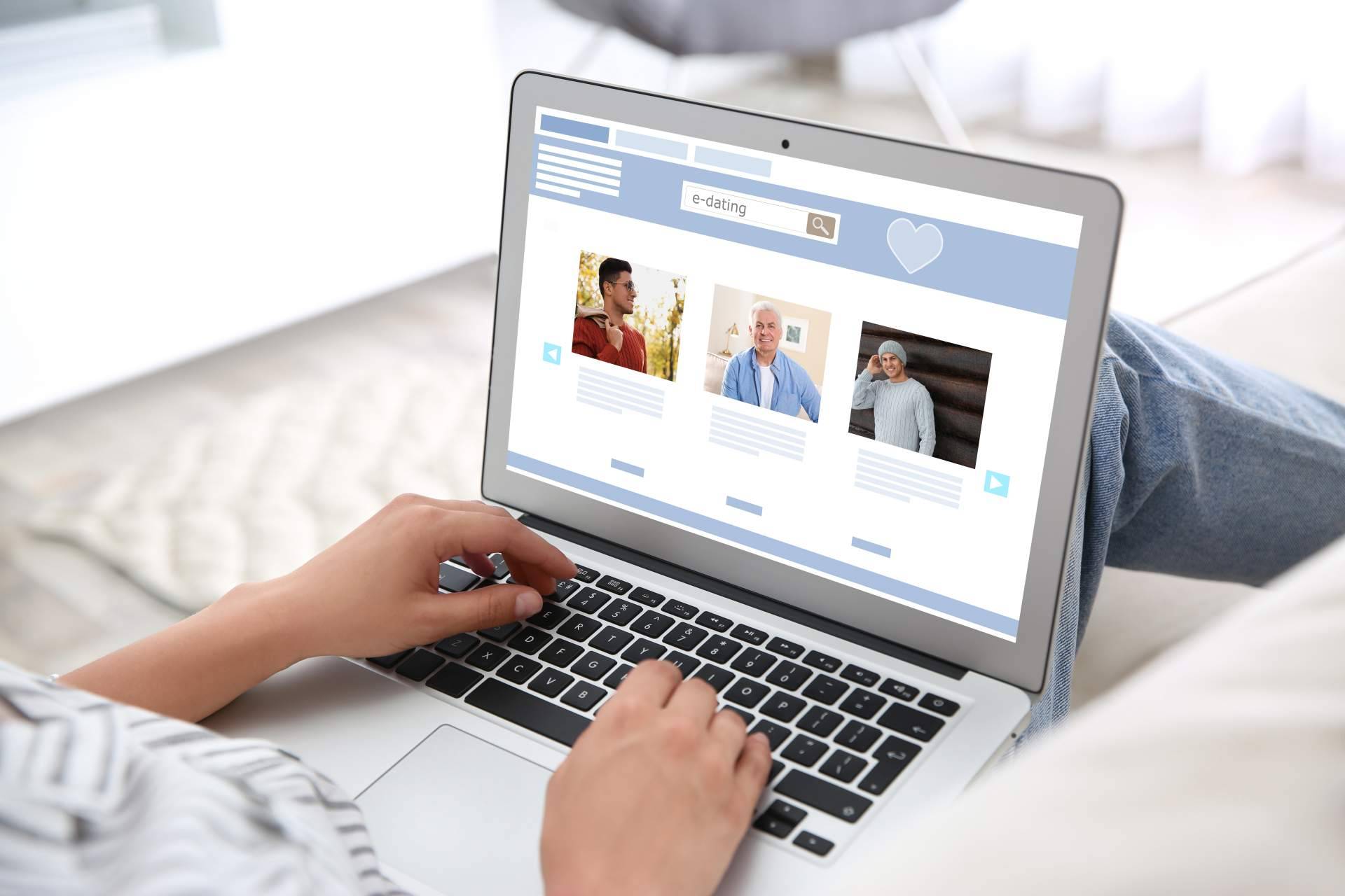 Remove Group brinda servicios para eliminar contenido de Facebook o Instagram