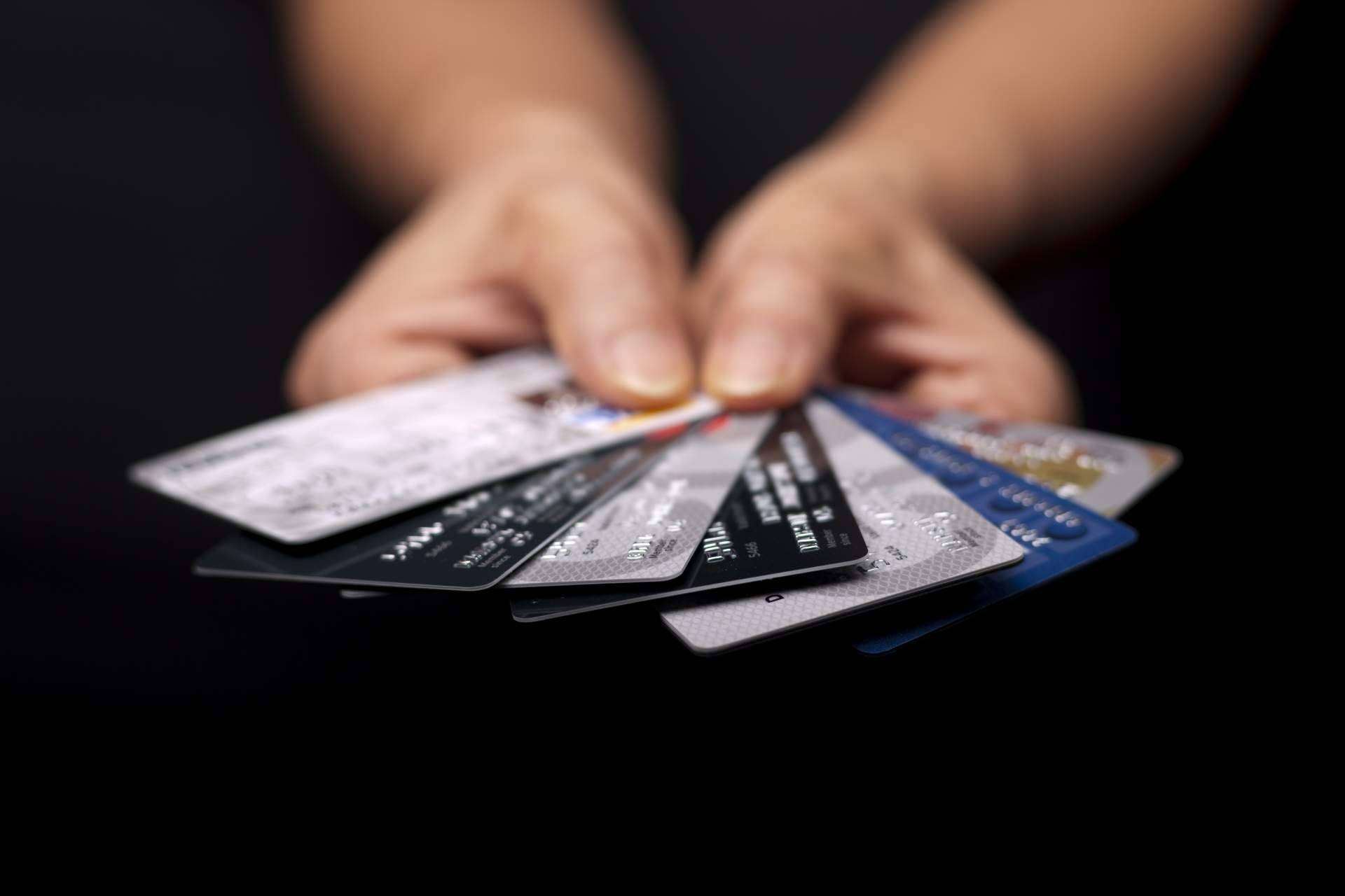 Reclama Revolving, el aliado perfecto para salir de las deudas causadas por las tarjetas de crédito