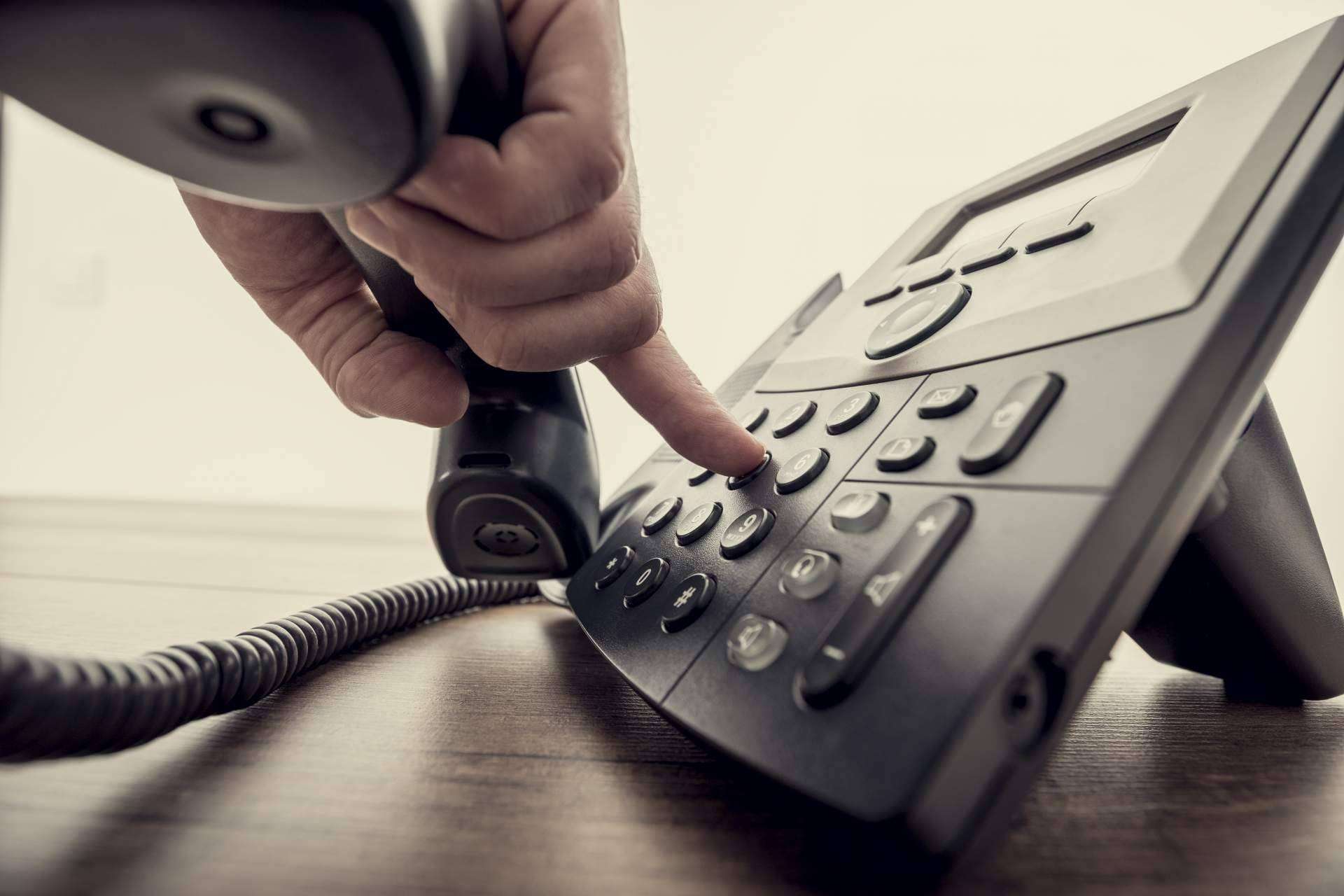 ¿Cómo encontrar números de teléfono de diferentes empresas por categorías? NumerodeInformación.com