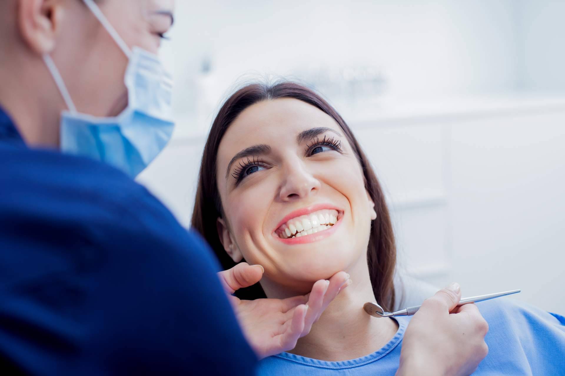 Reparación de instrumentos dentales, servicio de recogida y entrega incluida con Precisión Médica Dental