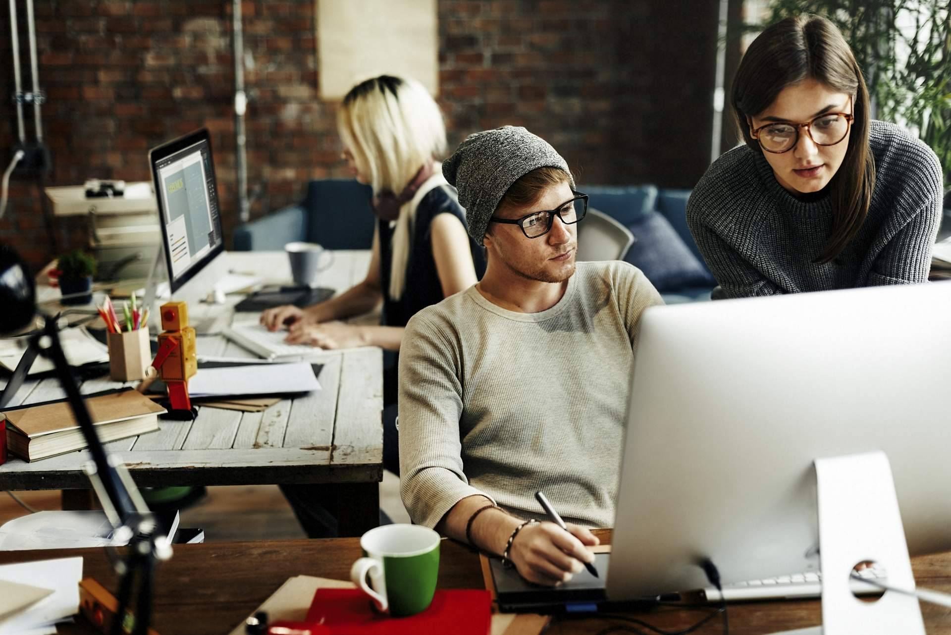 Los servicios de la agencia SEO Guellcom logran posicionar una empresa de maquinaria de limpieza local en las primeras posiciones del buscador