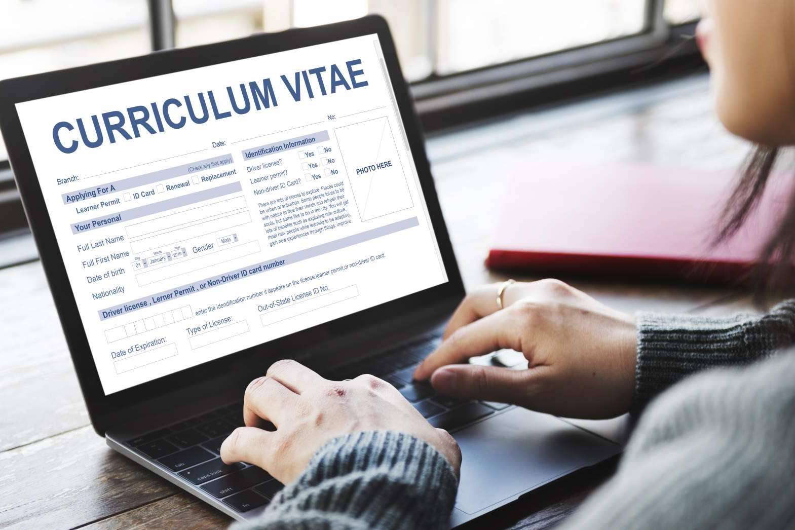 Los factores a evitar en un CV, según CVAPP