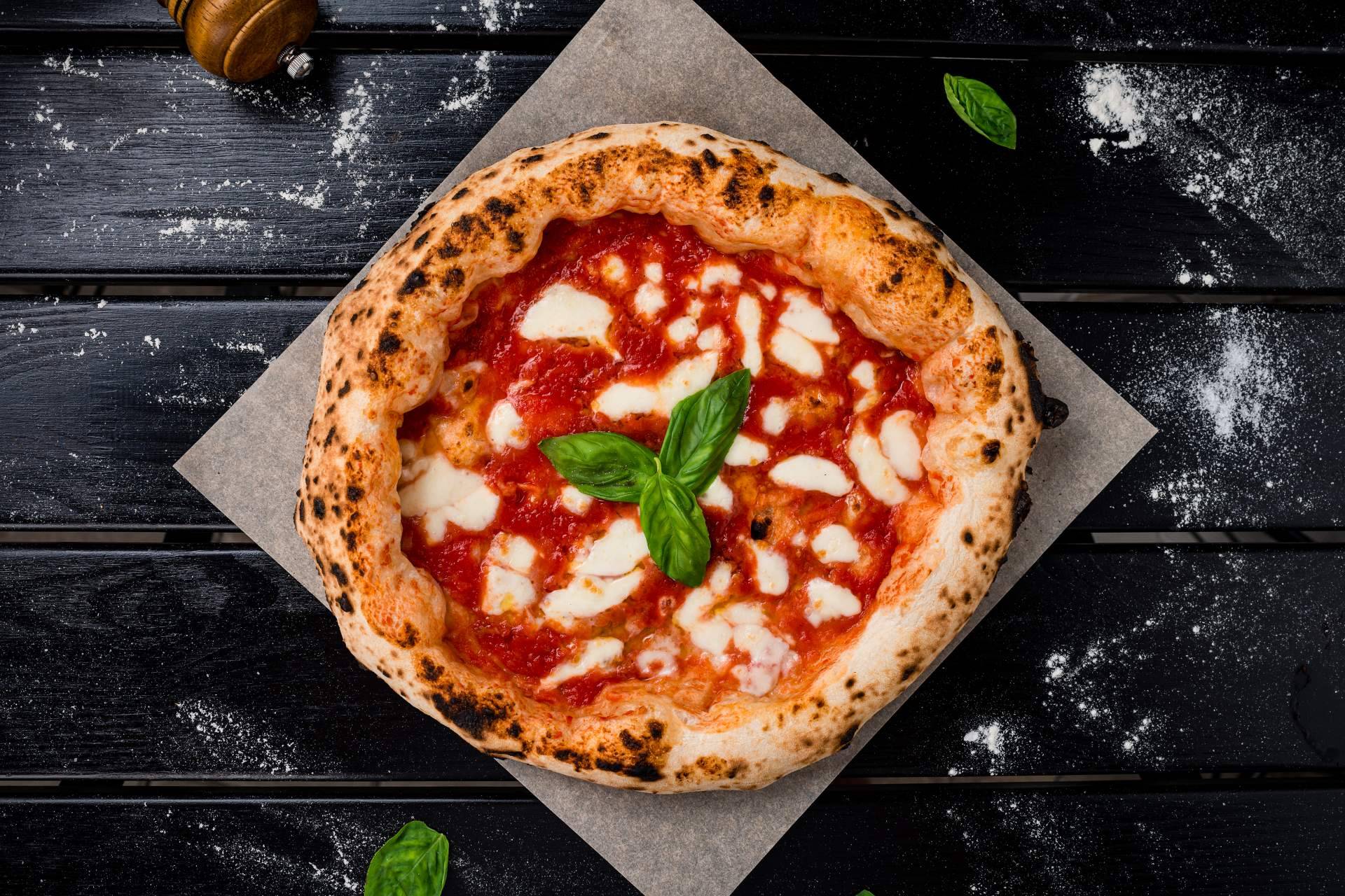 La pizza Margarita, un clásico de la gastronomía italiana, en el puerto de Santa María