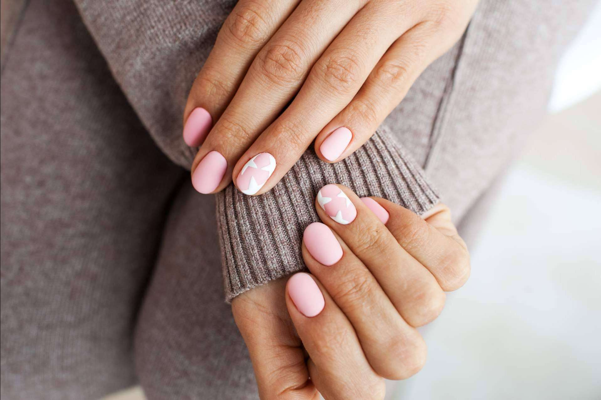 Manicura creativa con los productos Semilac de Beauty & Shop